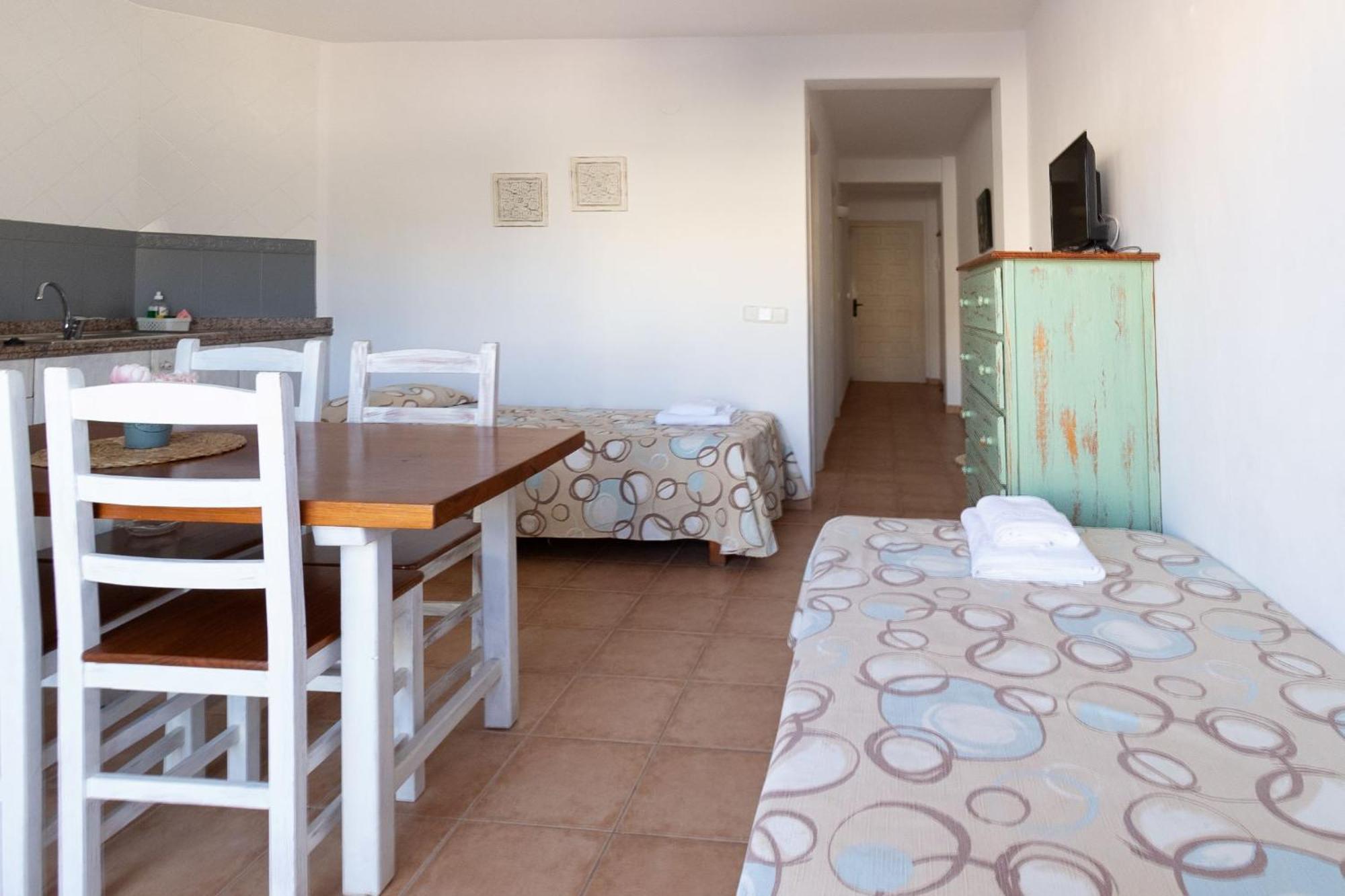 Apartamentos Timon- Formentera Vacaciones Es Pujols Exterior foto